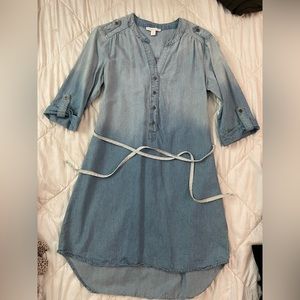 Women’s chambray dress size 6